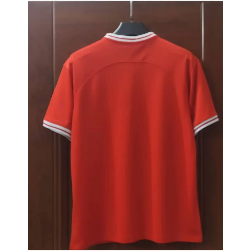 Maillot extérieur de la Pologne pour la Coupe du Monde de la FIFA 2022 au Qatar