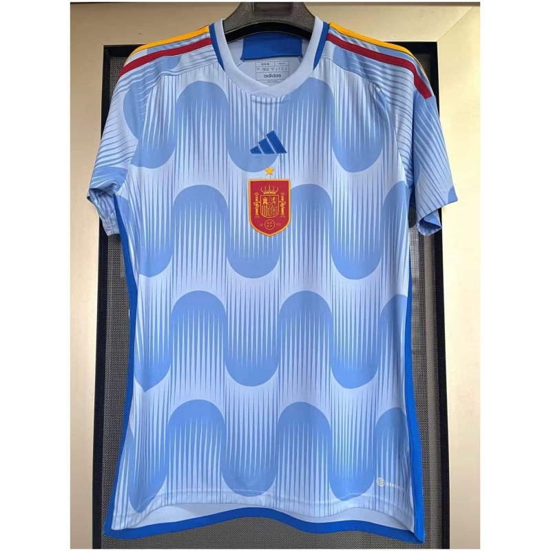 Maillot extérieur de l’Espagne pour la Coupe du Monde de la FIFA Qatar 2022.