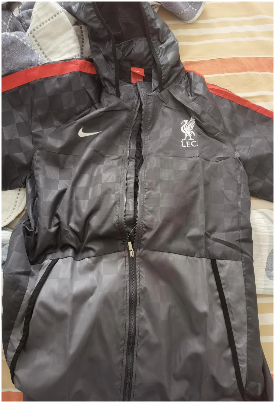 Maillot Domicile Bébé Brésil Coupe du Monde de la FIFA Qatar 2022 photo review