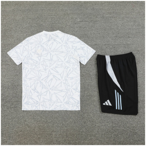 Tenue d'entraînement courte pour enfants Real Madrid blanche 2024/25