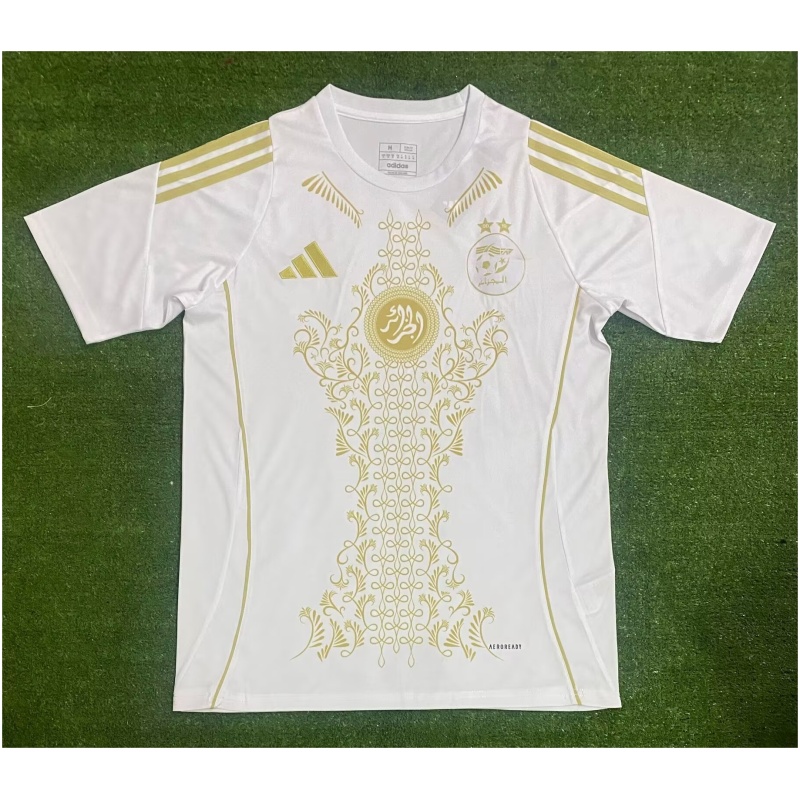 Maillot blanc d’Algérie 2024