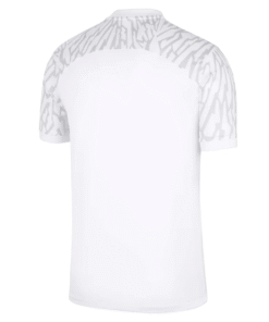 Maillot domicile de la Pologne pour la Coupe du Monde de la FIFA Qatar 2022.
