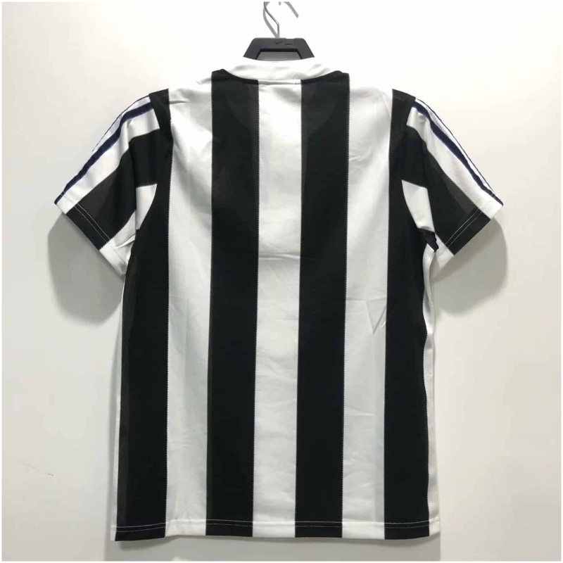 Maillot Domicile Rétro de Newcastle United 1995-1997