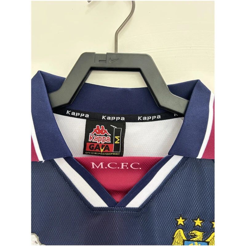 Maillot extérieur rétro de Manchester City 1997/98