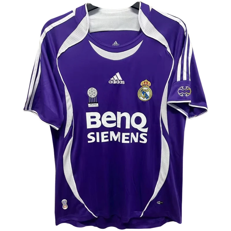 Maillot extérieur rétro du Real Madrid 2006/07