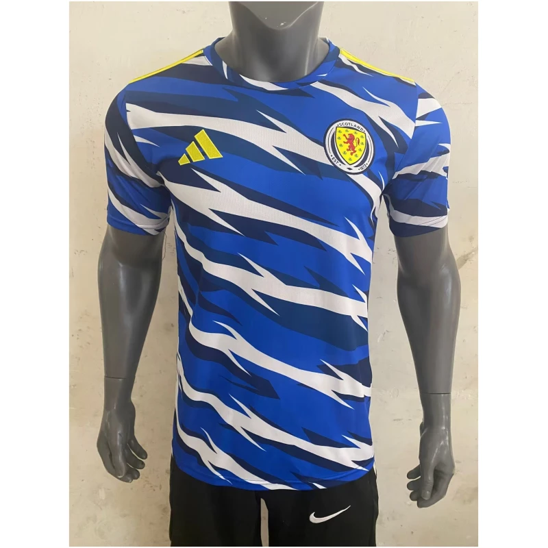Maillot Bleu de Pré-Joueur Écosse 2024