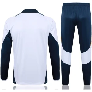 Tenue d’entraînement blanche du Real Madrid 2024/25