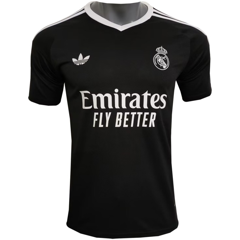 Maillot noir de gardien de but du Real Madrid 2024/25