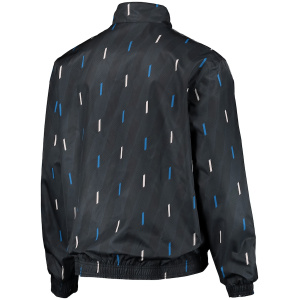 Veste Windrunner réversible à fermeture éclair complète avec logo de l'équipe sur le terrain et hymne de Manchester United 2023/24