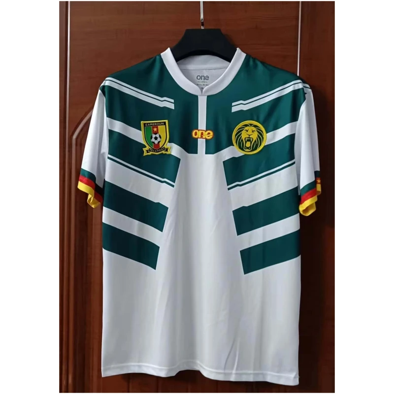 Maillot extérieur du Cameroun pour la Coupe du Monde de la FIFA Qatar 2022