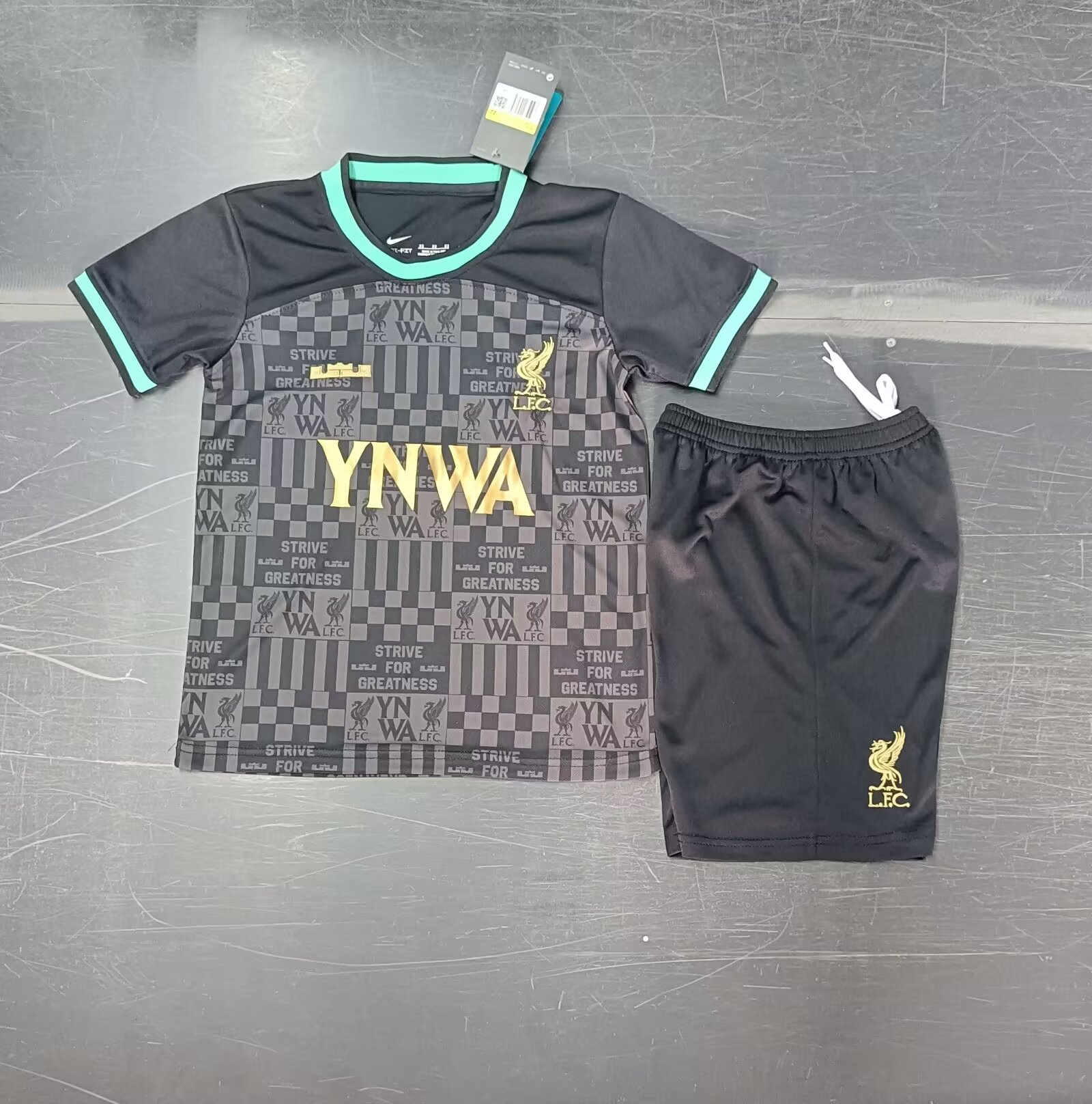 Maillot Liverpool x James Black Enfant 2023/24