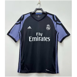 Maillot rétro troisième de Real Madrid 2016/17