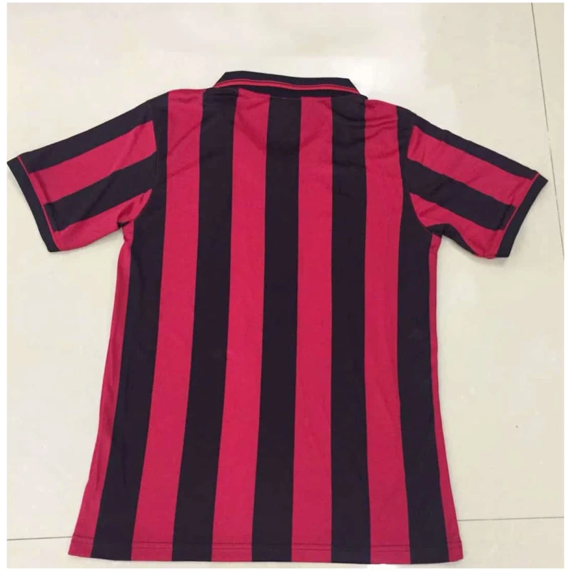 Maillot domicile rétro de l’AC Milan 1996
