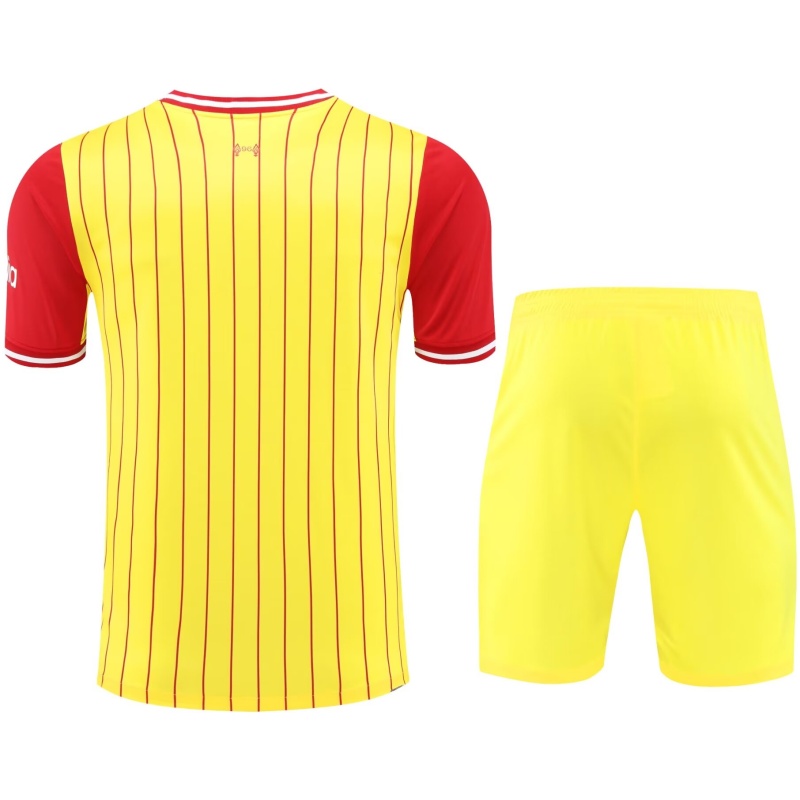 Tenue d’entraînement courte de Liverpool jaune 2024/25