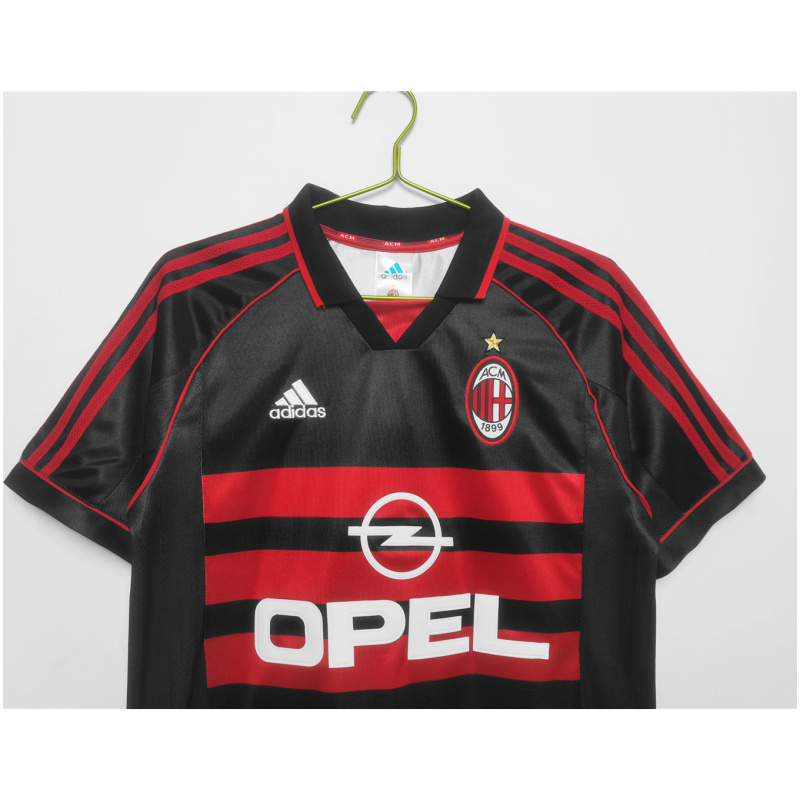 Maillot rétro troisième de l’AC Milan 1998/99