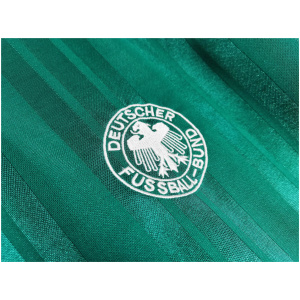 Maillot extérieur rétro de l'Allemagne 1992