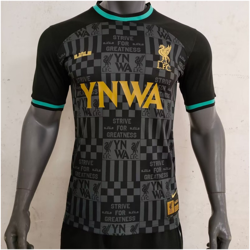 Maillot Liverpool x LeBron James 2023/24