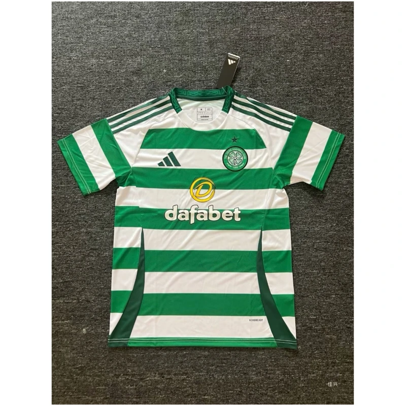 Maillot domicile du Celtic FC 2024/25