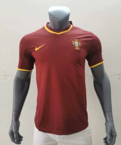Maillot domicile rétro du Portugal 2000