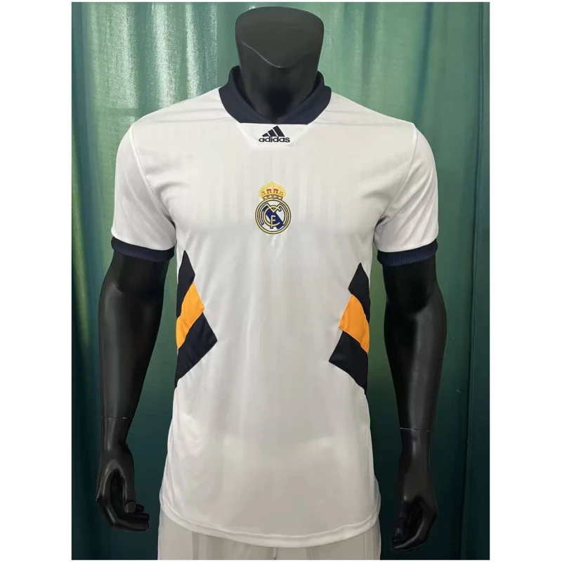 Maillot Iconique Real Madrid Blanc 2023/24