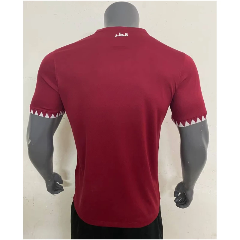 Maillot Domicile du Qatar Coupe du Monde de la FIFA 2022 au Qatar