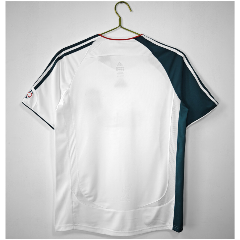 Maillot extérieur rétro de Liverpool 2006/08