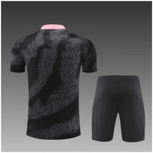 Tenue d’entraînement courte PSG enfants noire – rose 2024/25