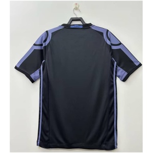 Maillot rétro troisième de Real Madrid 2016/17