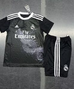 Maillot rétro de la troisième tenue enfant du Real Madrid 2014/15