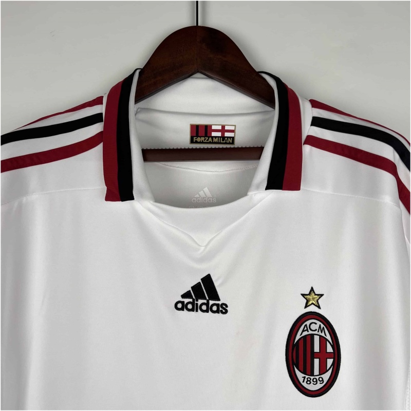 Maillot extérieur rétro de l’AC Milan 2009/10