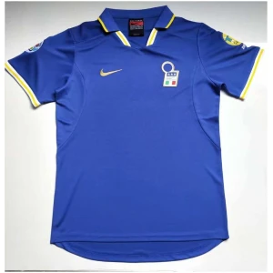 Maillot domicile rétro de l’Italie 1996