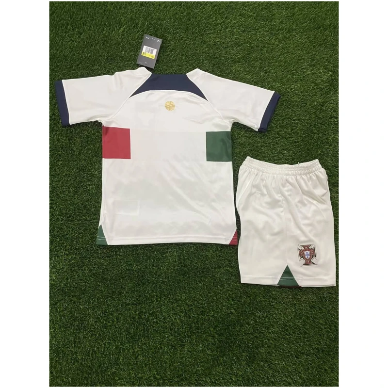 Maillot extérieur des enfants du Portugal pour la Coupe du Monde de la FIFA 2022 au Qatar