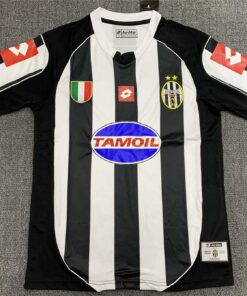 Maillot domicile rétro de la Juventus 2002/03