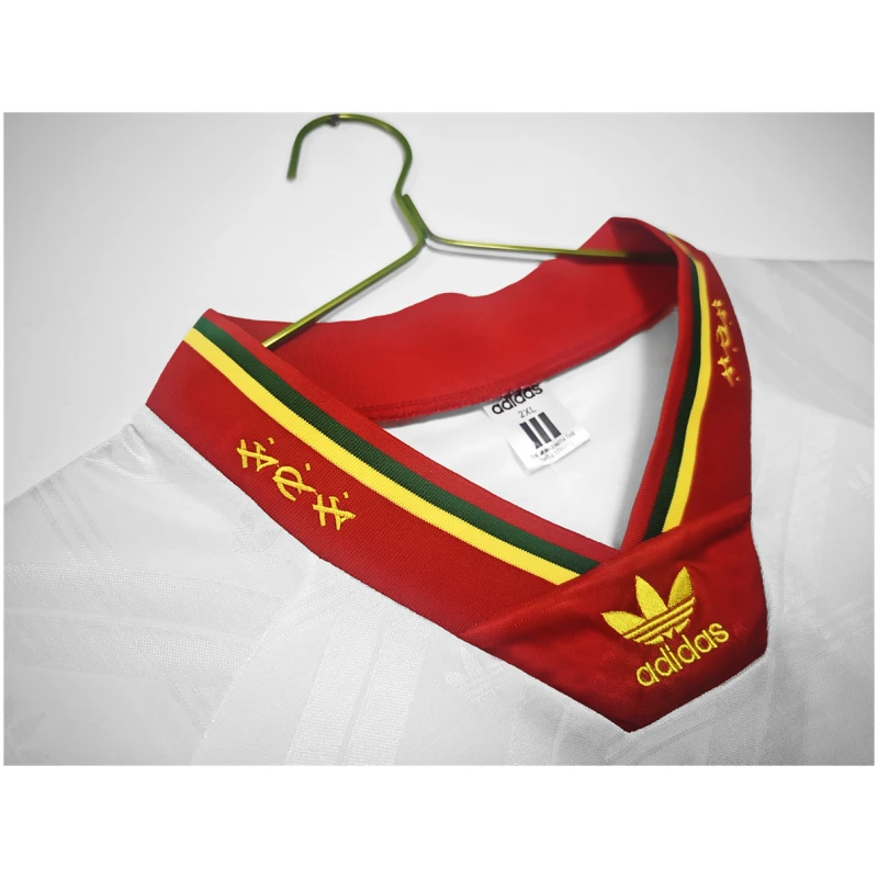 Maillot extérieur rétro du Portugal 1992/94