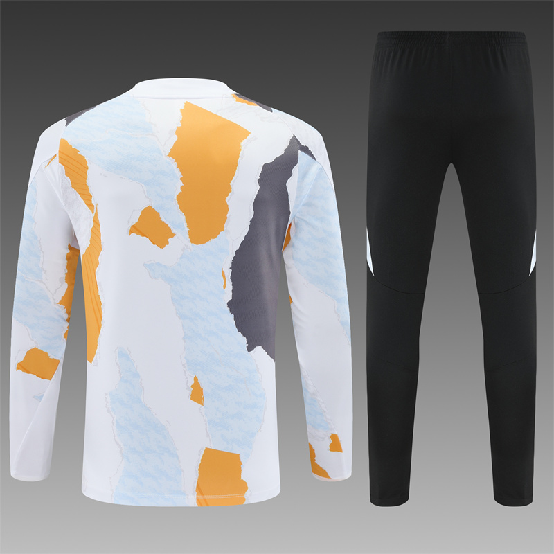 Ensemble d’entraînement camouflage blanc pour enfants du Real Madrid 2024/25