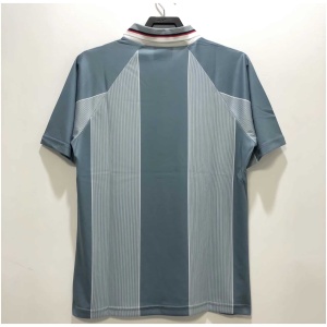 Maillot extérieur rétro de l'Angleterre 1996