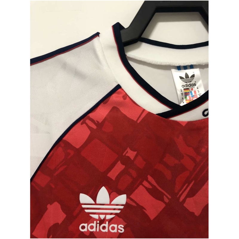 Maillot domicile rétro d’Arsenal 1990-1992
