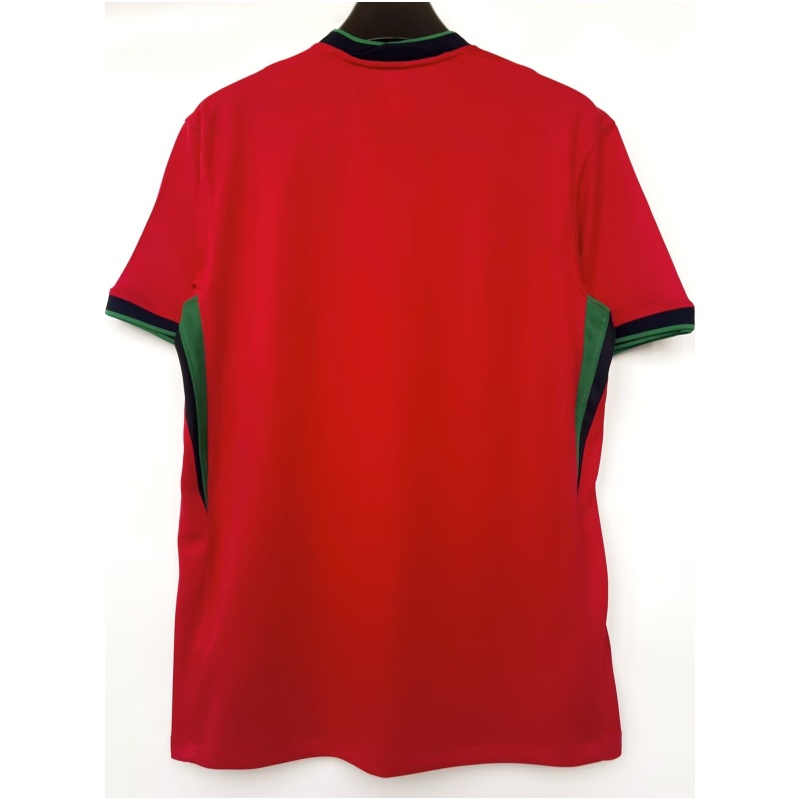 Maillot domicile du Portugal 2024