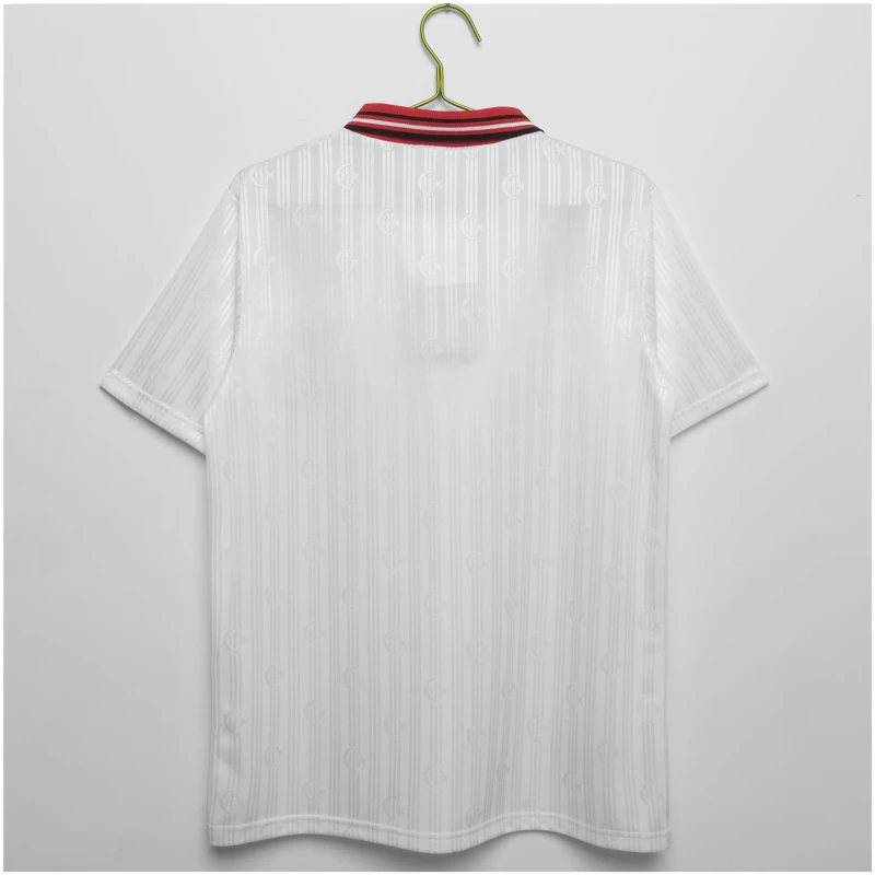 Maillot de l’extérieur rétro de la Turquie 1992