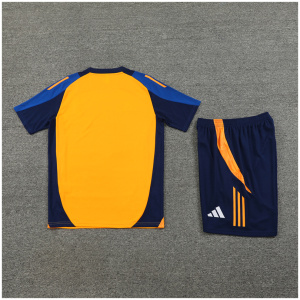 Ensemble d'Entraînement Court pour Enfants Juventus Orange 2024/25