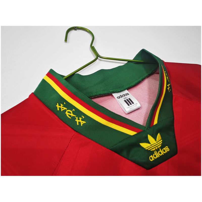 Maillot domicile rétro du Portugal 1992/94