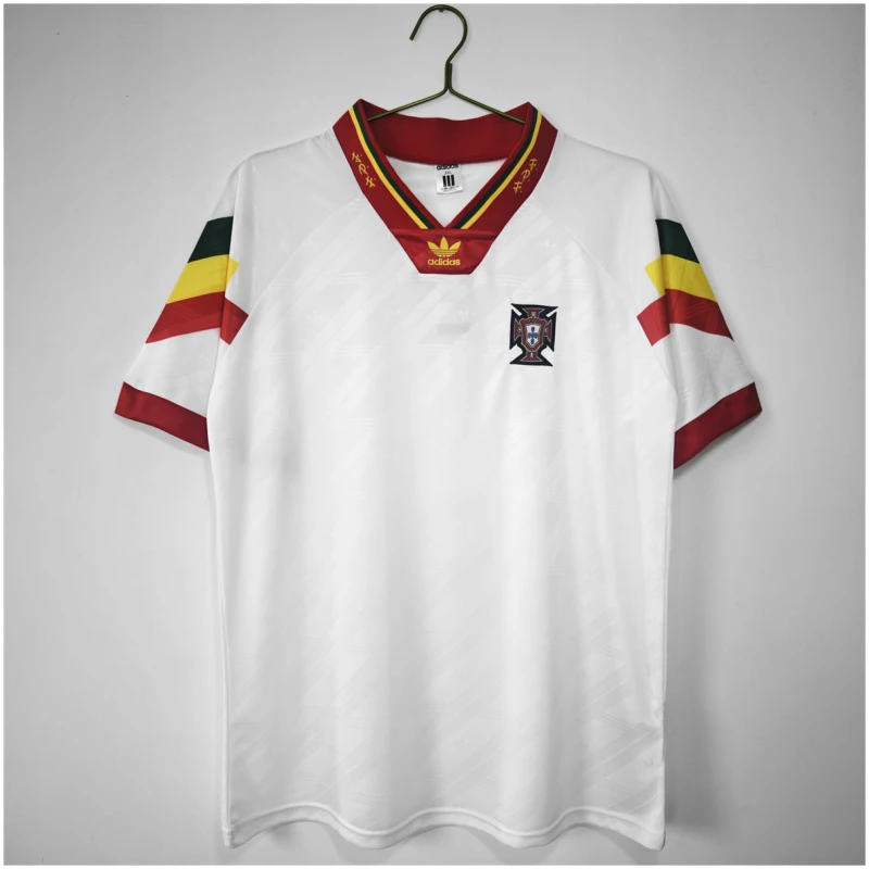 Maillot extérieur rétro du Portugal 1992/94