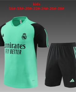 Ensemble d’entraînement court pour enfants Real Madrid vert 2023/24
