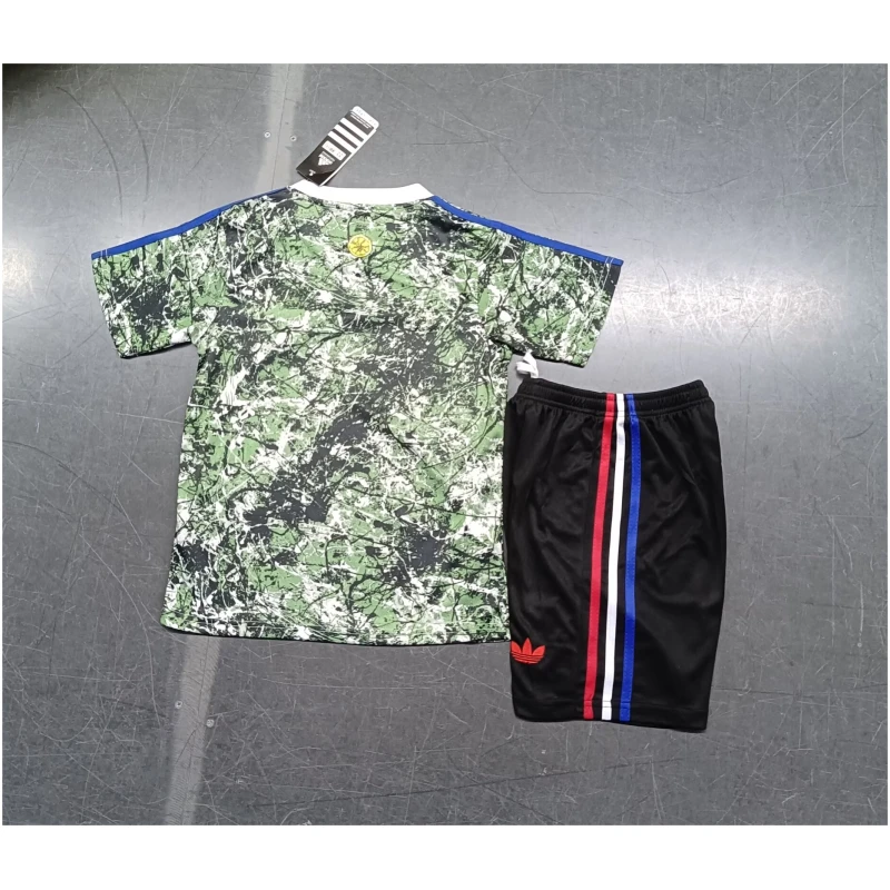 Maillot spécial vert pour enfants de Manchester United 2024/25