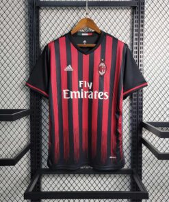 Maillot domicile rétro de l’AC Milan 2016/17