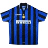 Maillot domicile rétro de l'Inter Milan 1997/1998