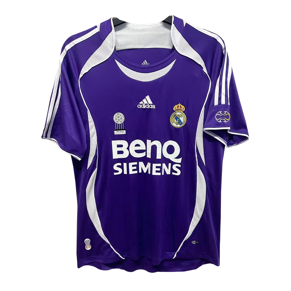 Maillot extérieur rétro du Real Madrid 2006/07