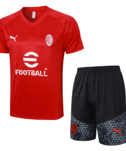 Tenue d’entraînement courte de l’AC Milan rouge 2023/24.