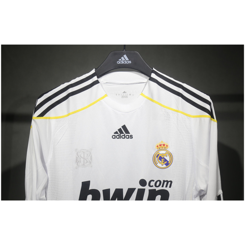 Maillot authentique rétro à manches longues domicile du Real Madrid pour homme 2009/10 – joueur