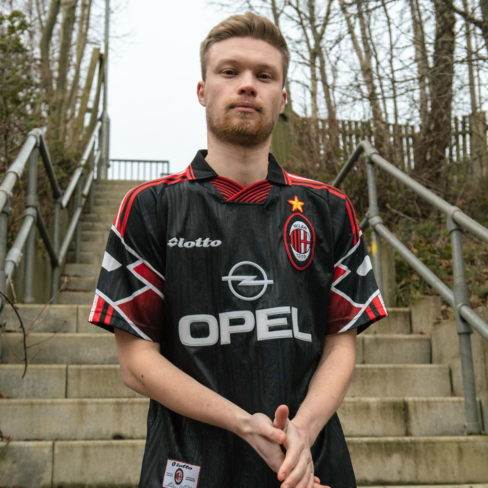 Maillot Homme AC Milan Rétro Troisième Édition Spéciale 1997/98 Maillot Homme AC Milan Rétro Troisième Édition Spéciale 1997/98